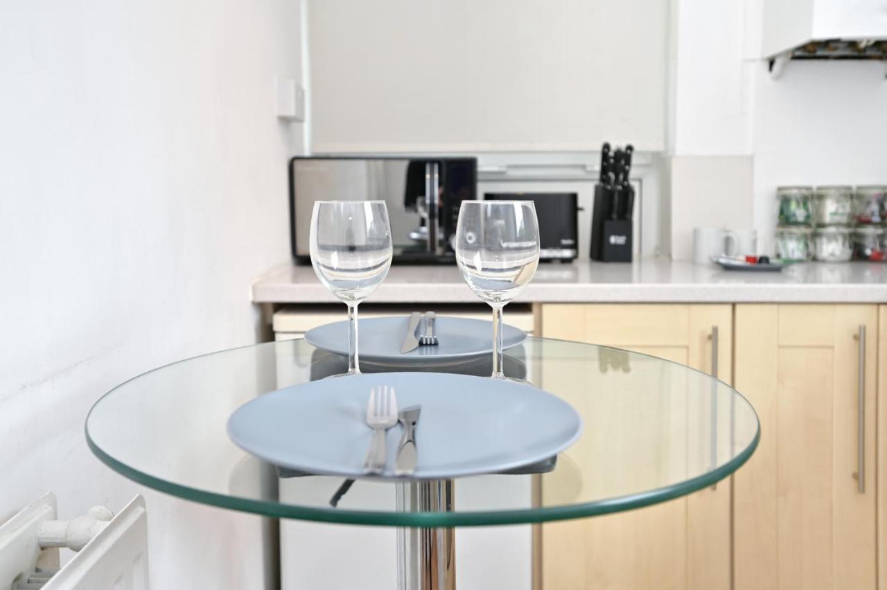 Nice Apartment - Great Portland St, Regents Pk, Euston London Exterior photo